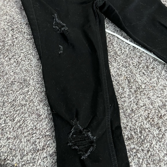 black hollister skinny jeans! - Picture 2 of 3